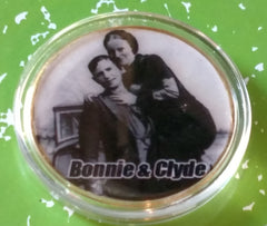 BONNIE AND CLYDE OLD WEST #BXB341 COLORIZED GOLD PLATED ART ROUND