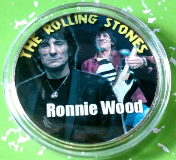 ROLLING STONES RONNIE WOOD #105 COLORIZED ART ROUND - 1