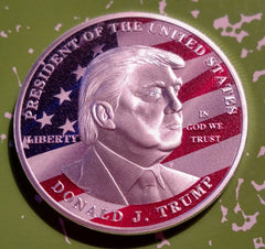 USA PRESIDENT DONALD J TRUMP COLORIZED SLVR ART ROUND - NOT MINT ISSUED